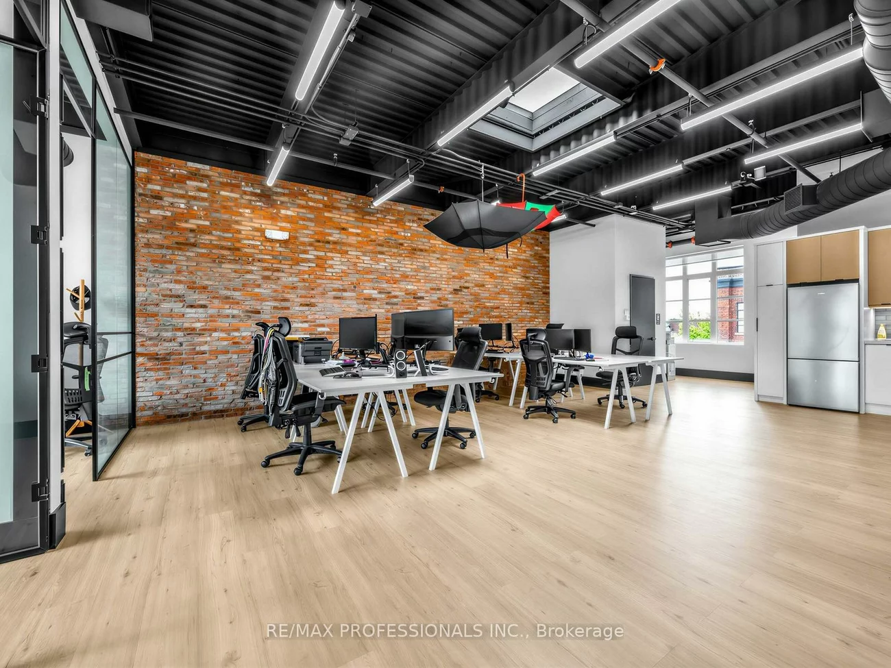 70, Jutland, Islington-City Centre West, Toronto