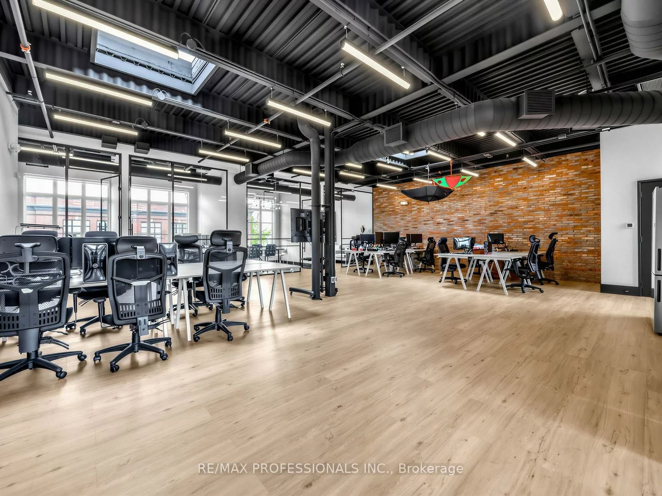 70, Jutland, Islington-City Centre West, Toronto