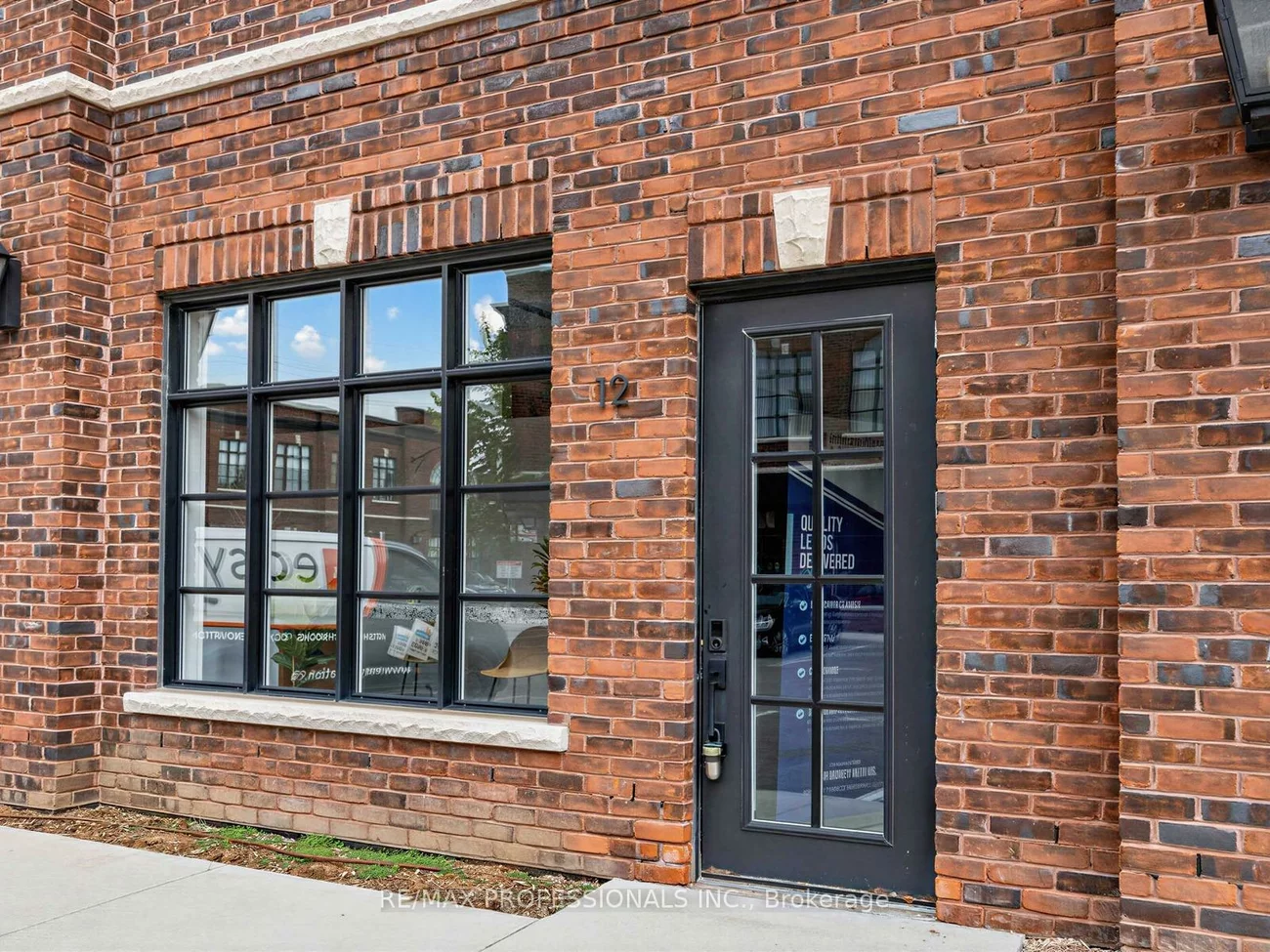 70, Jutland, Islington-City Centre West, Toronto