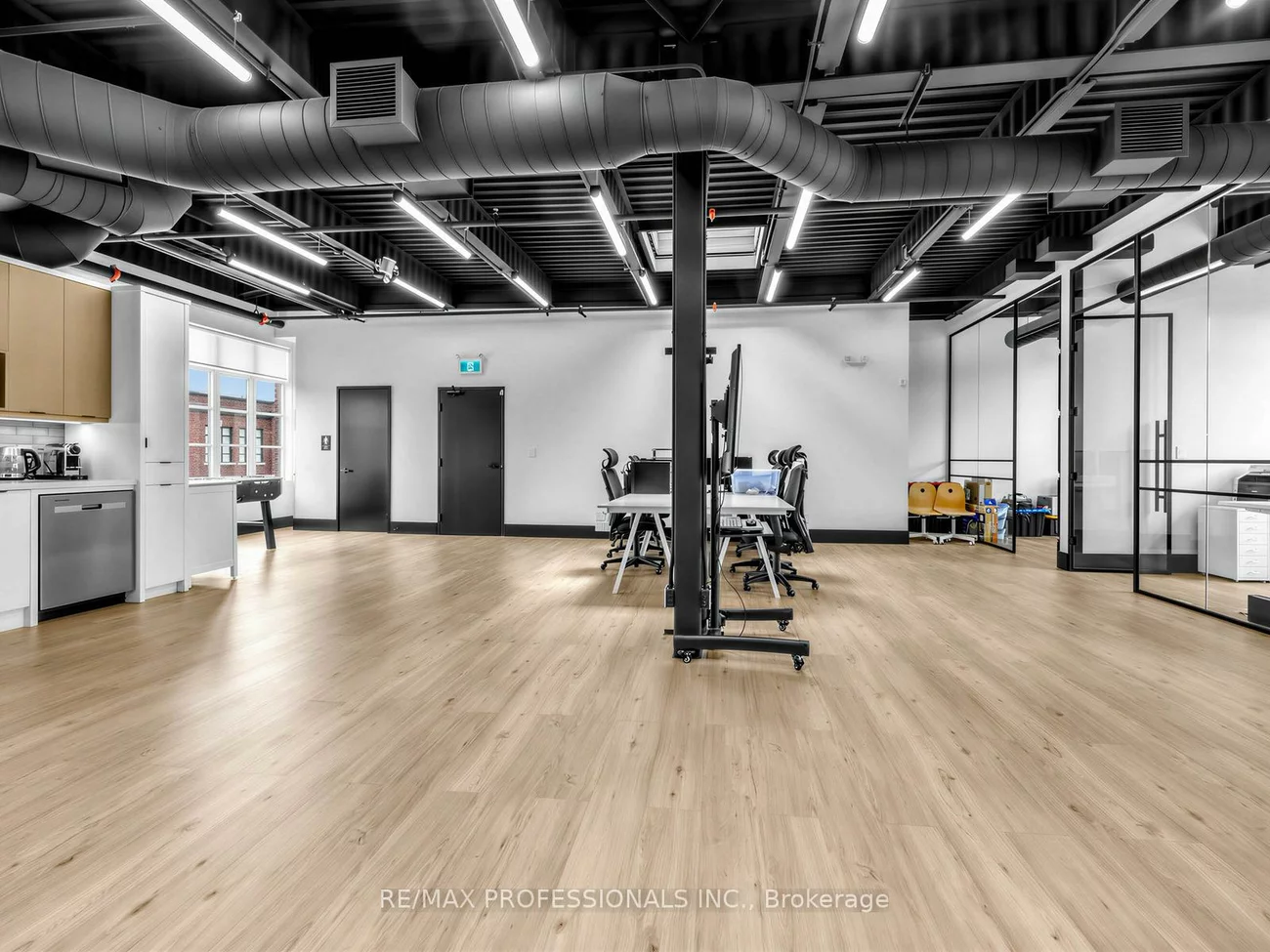 70, Jutland, Islington-City Centre West, Toronto