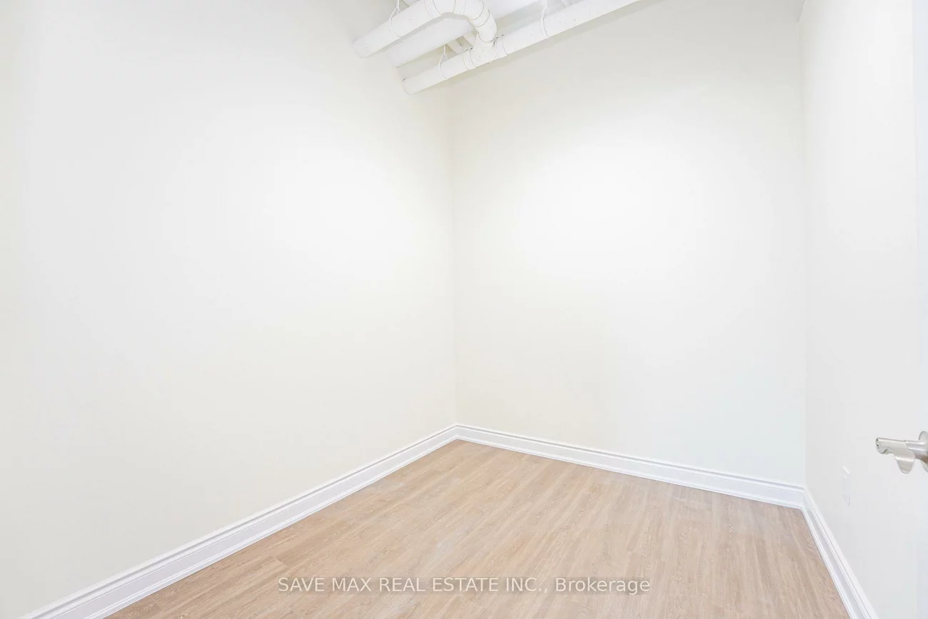 996, Martin Grove, West Humber-Clairville, Toronto