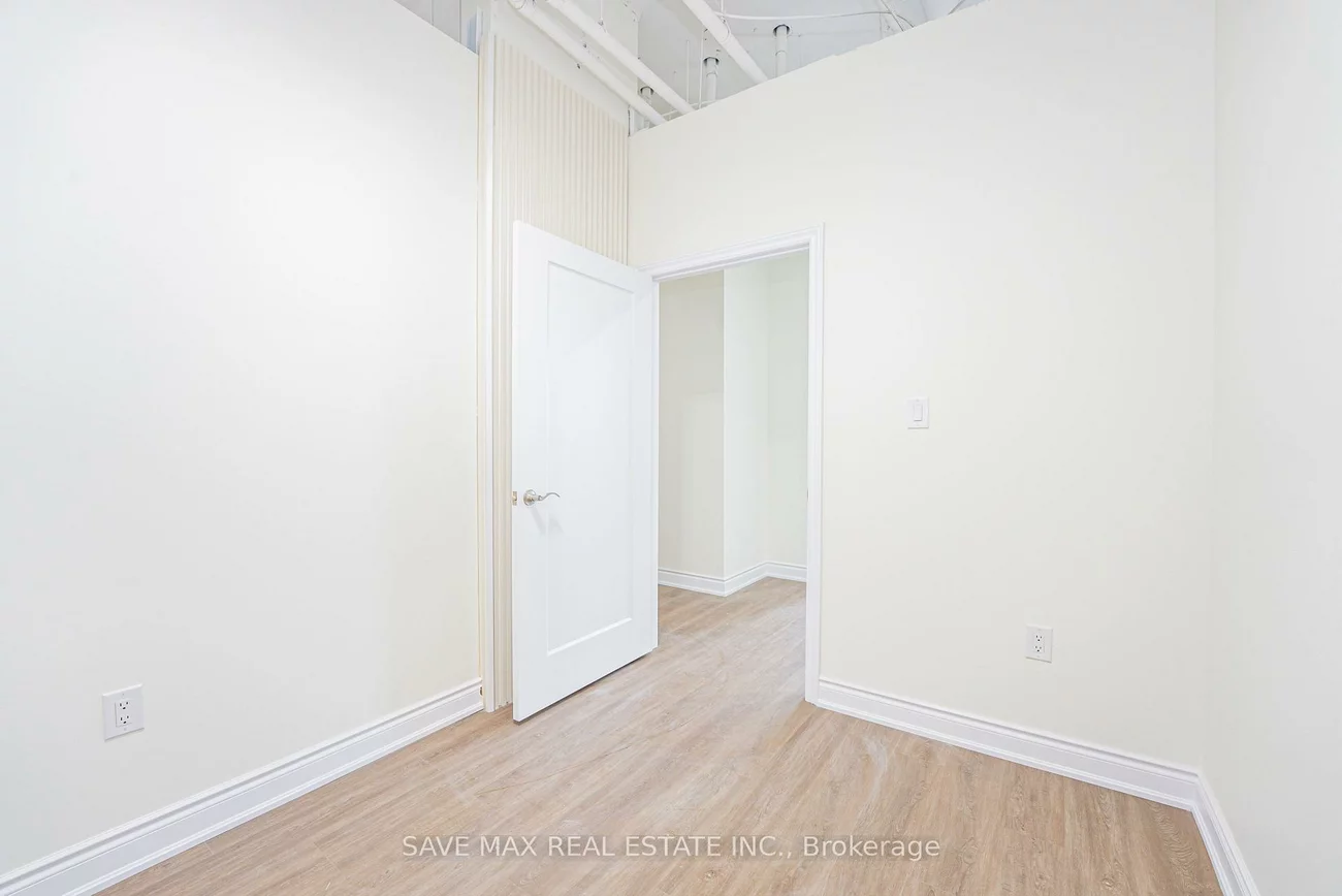 996, Martin Grove, West Humber-Clairville, Toronto