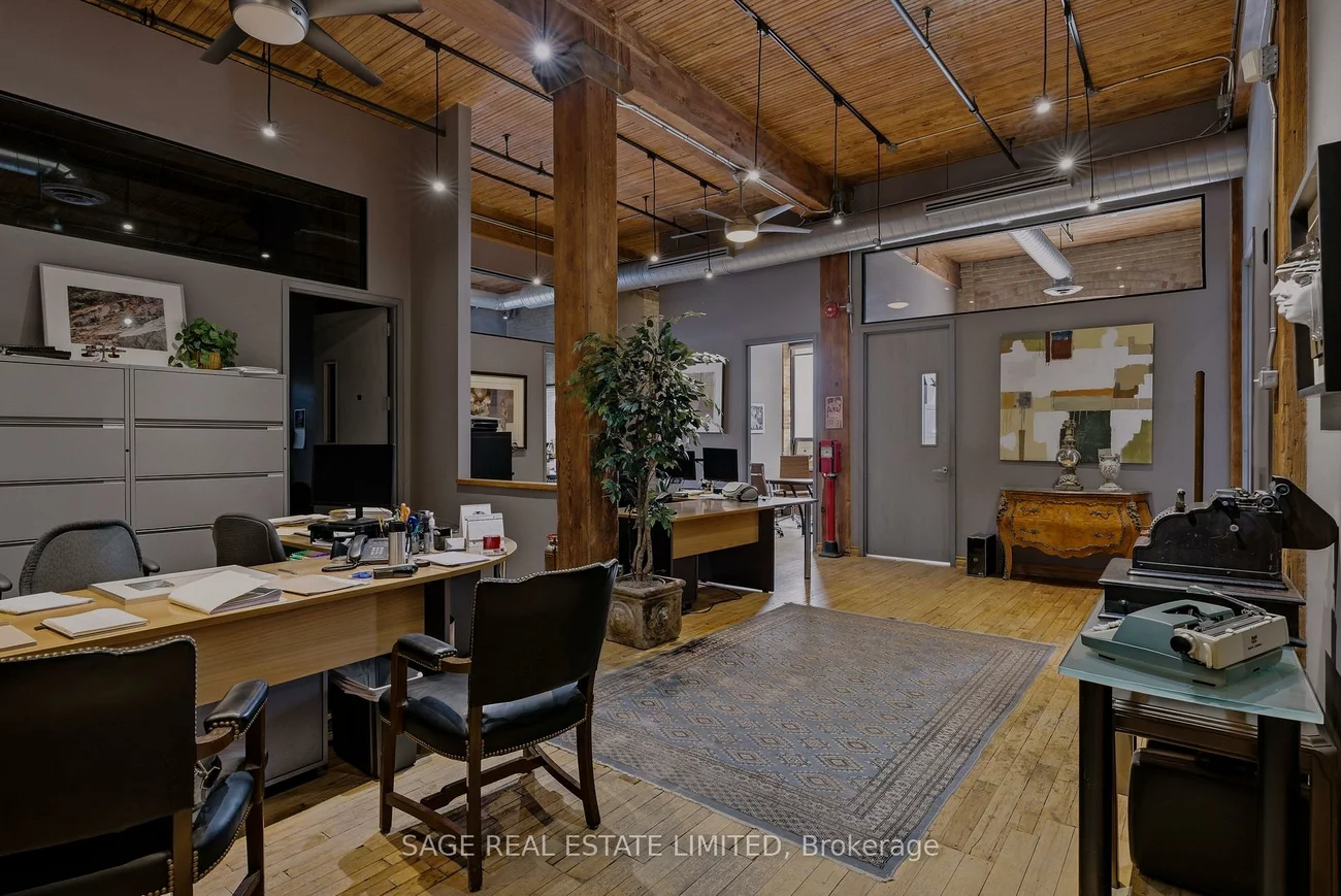 25, Morrow, Roncesvalles, Toronto
