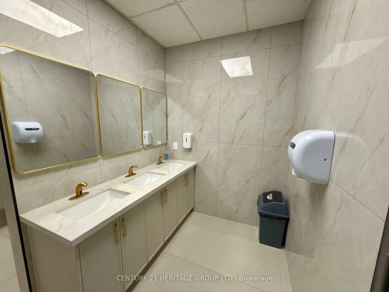 4544, Dufferin, York University Heights, Toronto