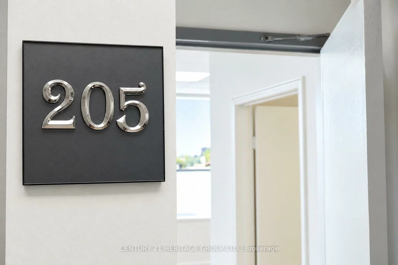 4544, Dufferin, York University Heights, Toronto