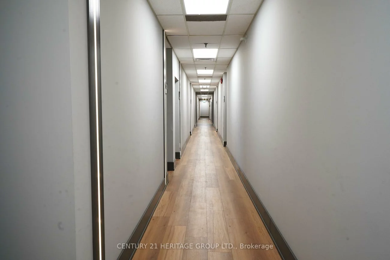 4544, Dufferin, York University Heights, Toronto