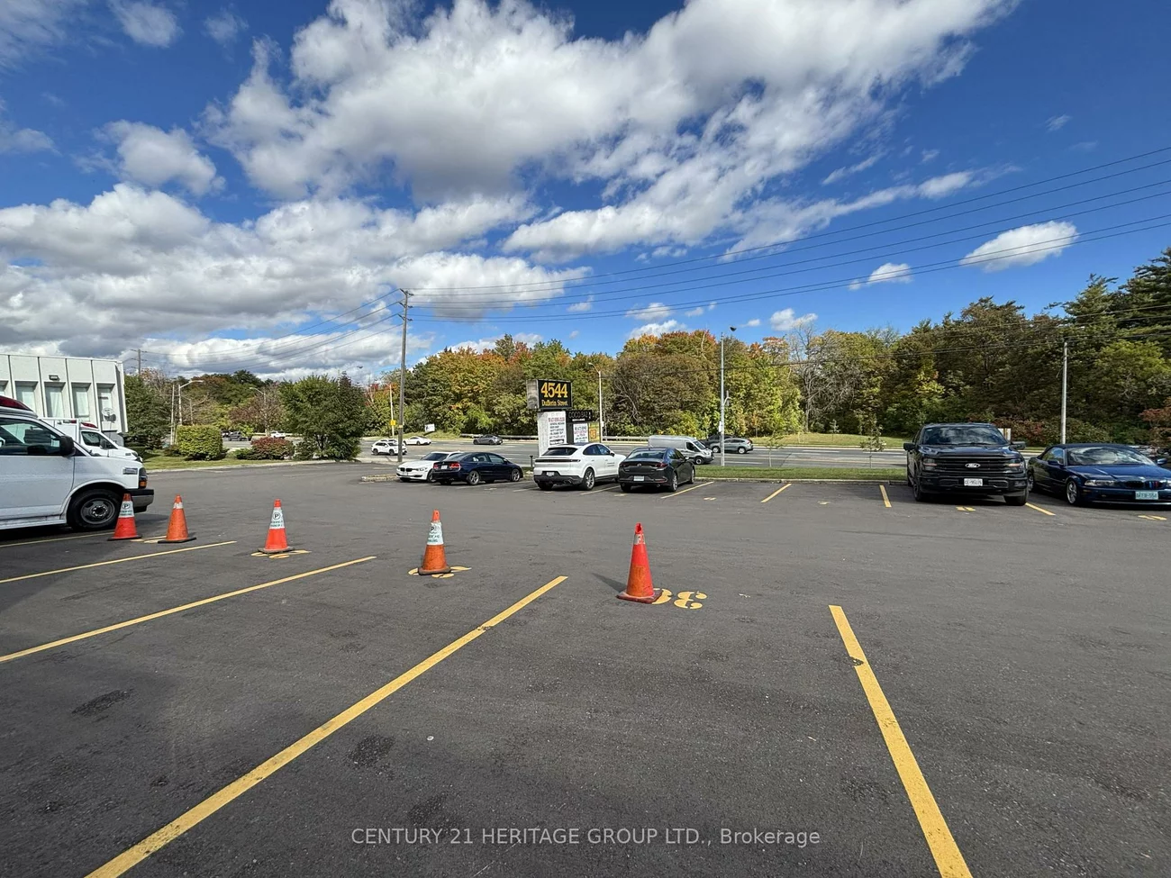 4544, Dufferin, York University Heights, Toronto