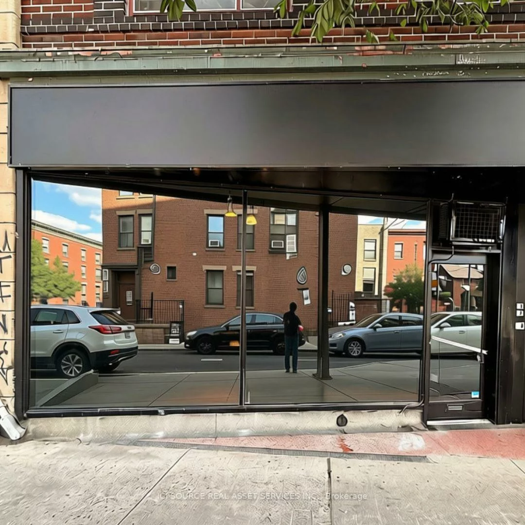 3097, Dundas, Junction Area, Toronto