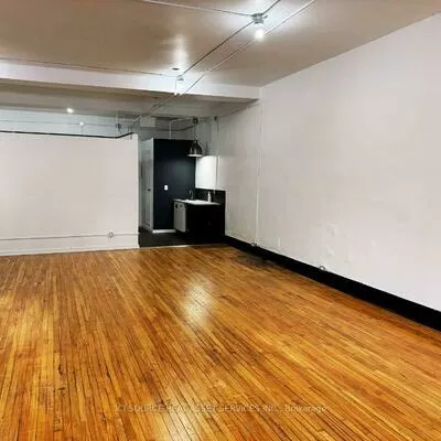 3097, Dundas, Junction Area, Toronto