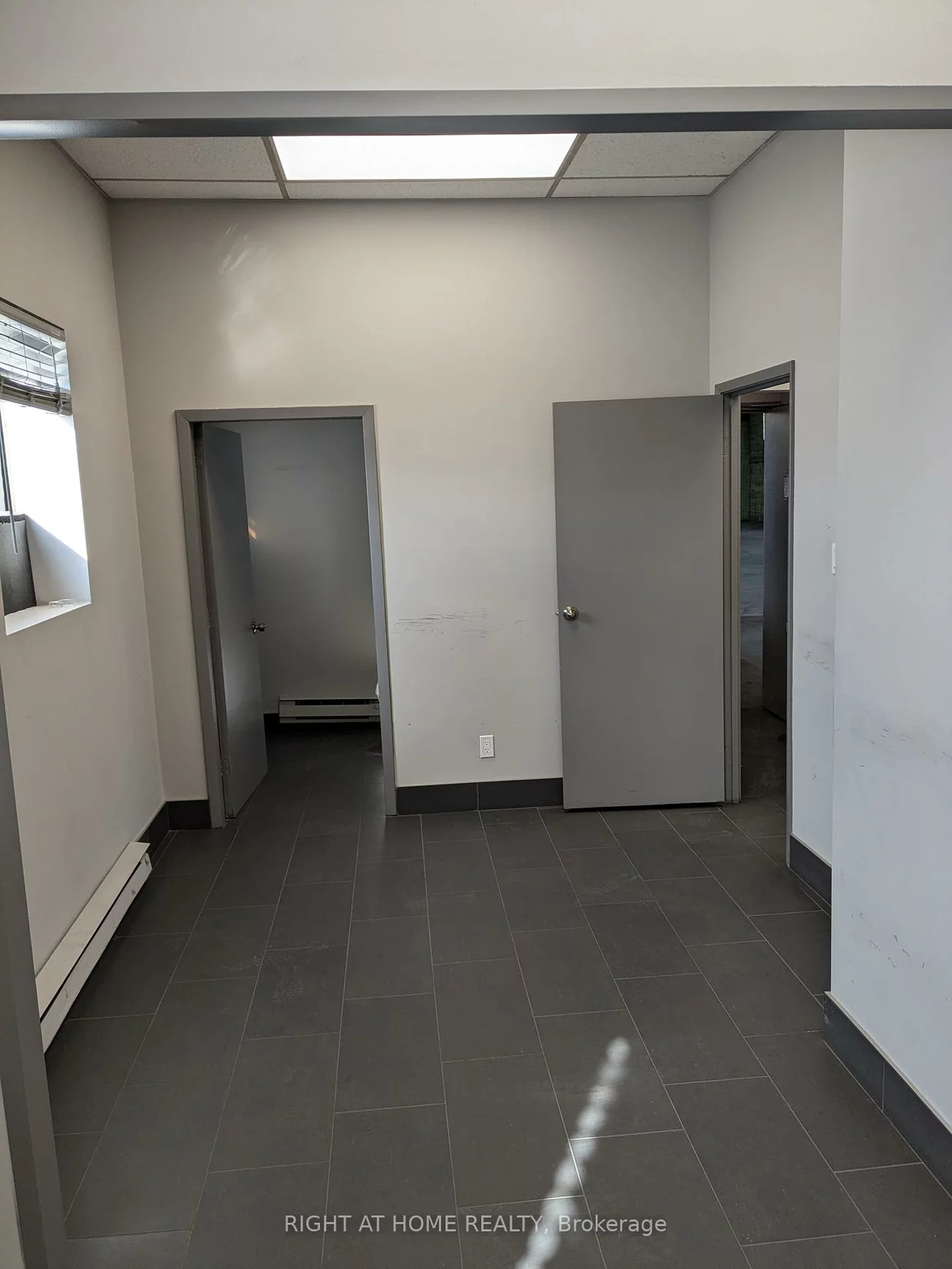 20, Sheffield, Brookhaven-Amesbury, Toronto