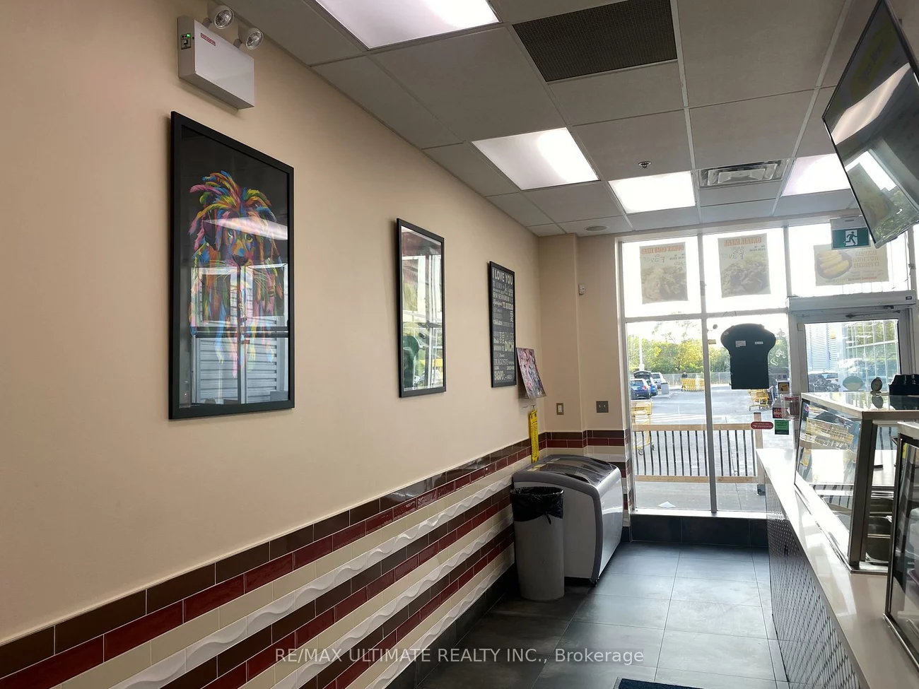 222, Lansdowne, Little Portugal, Toronto