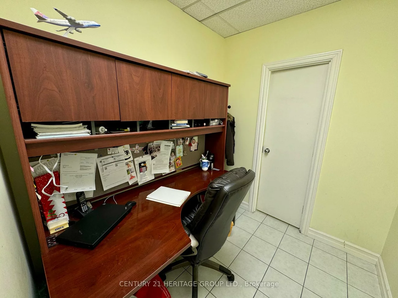 1110, Sheppard, Bayview Village, Toronto