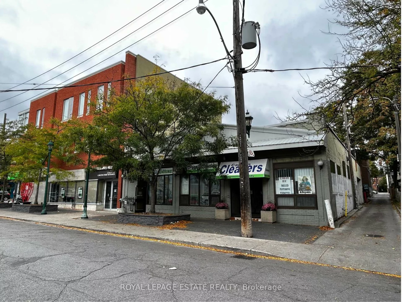 252 1/2, Carlton, Cabbagetown-South St. James Town, Toronto