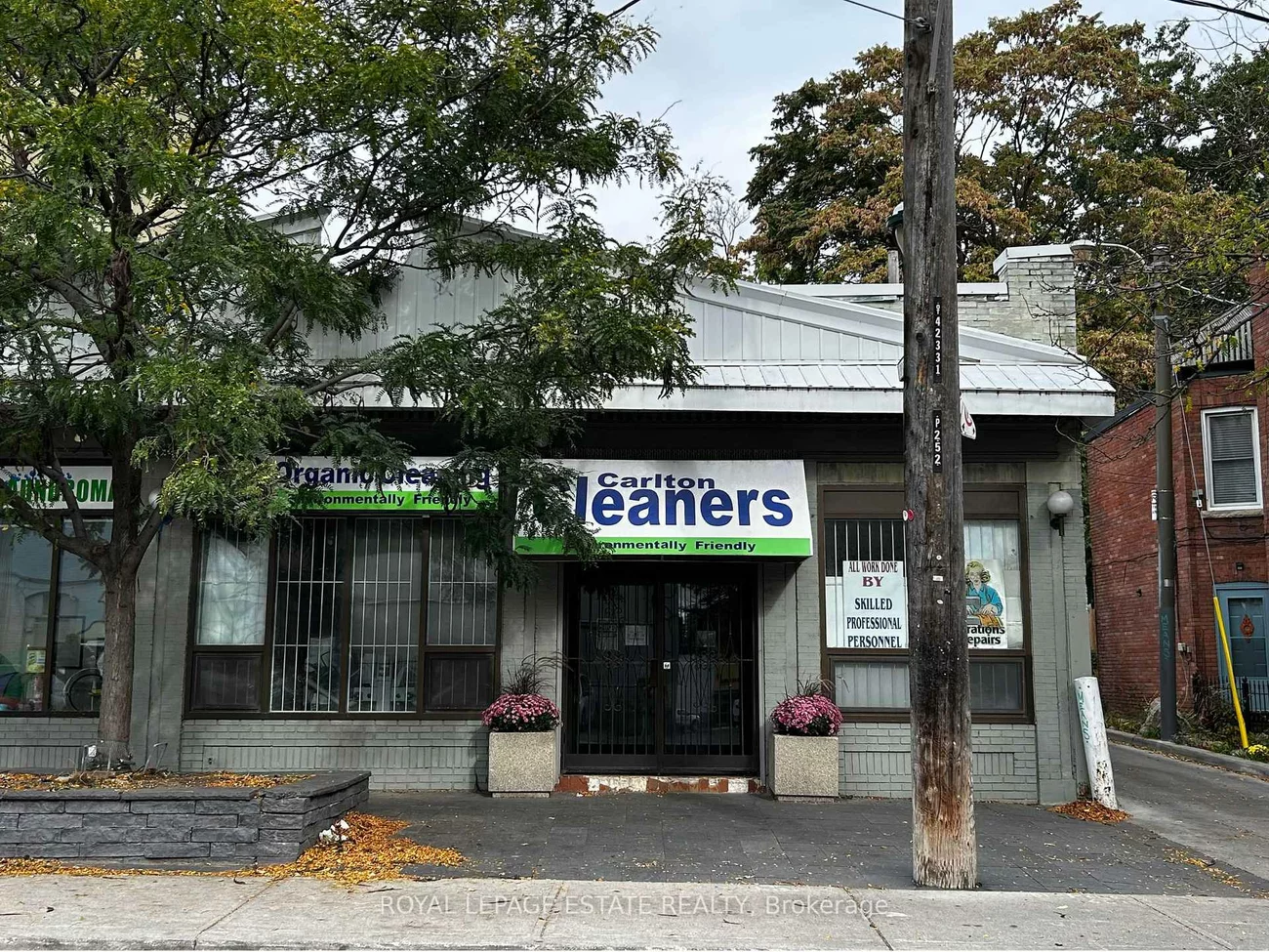 252 1/2, Carlton, Cabbagetown-South St. James Town, Toronto