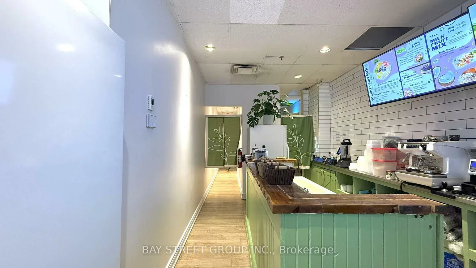 60, Adelaide, Church-Yonge Corridor, Toronto