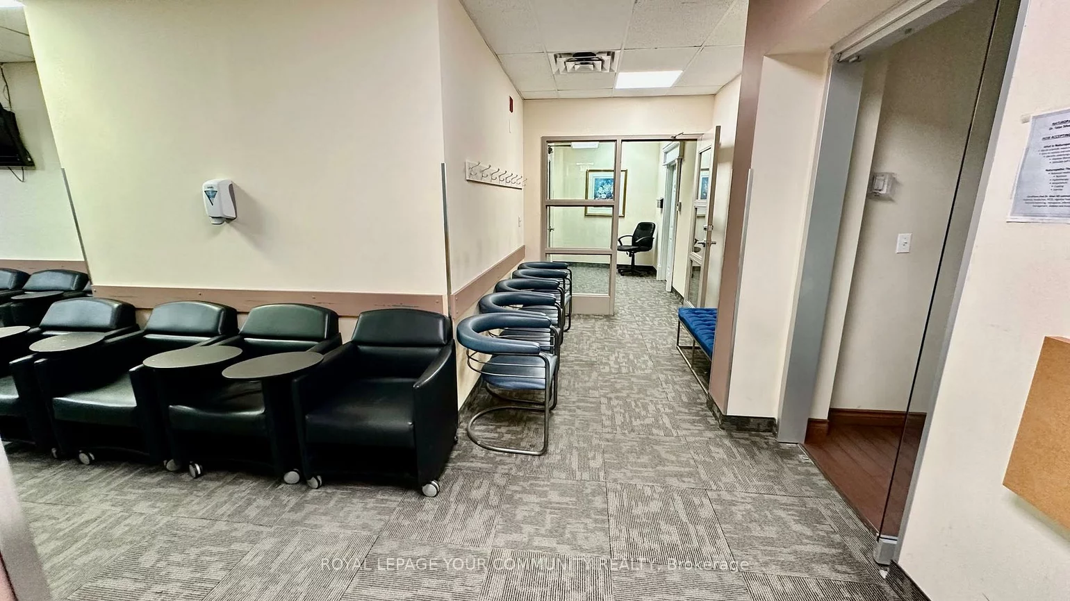 80, Finch, Newtonbrook West, Toronto