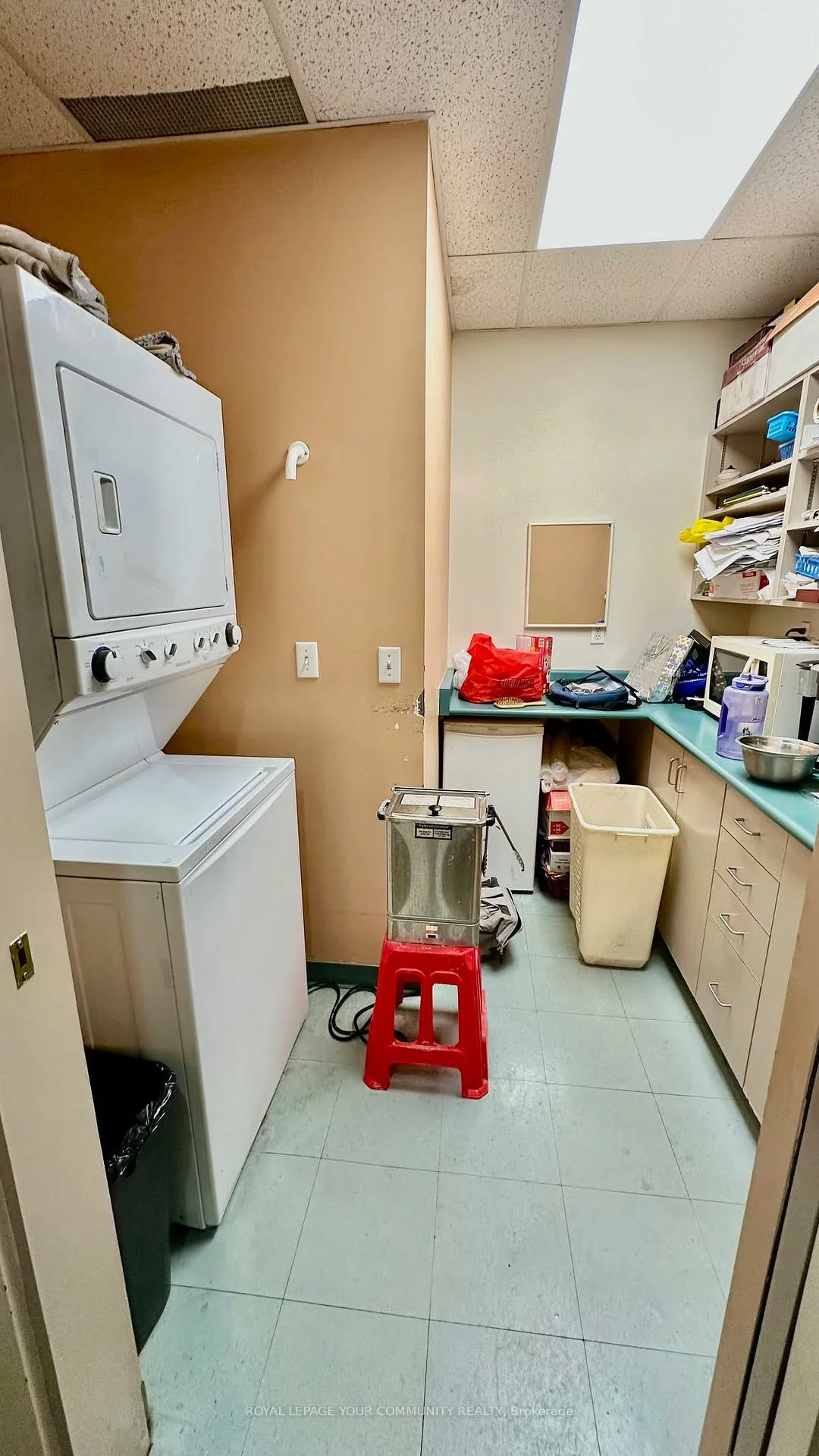 80, Finch, Newtonbrook West, Toronto