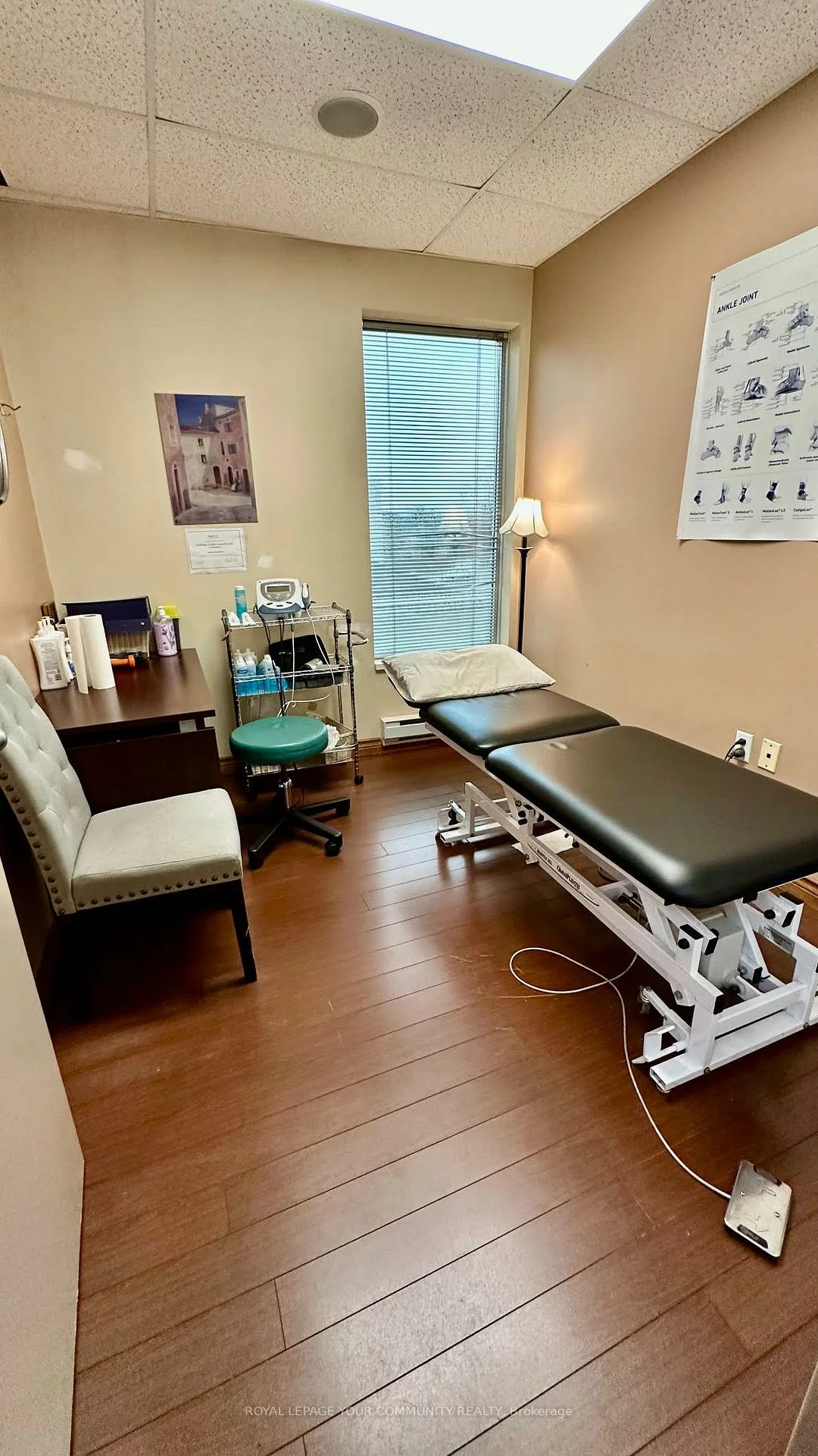 80, Finch, Newtonbrook West, Toronto