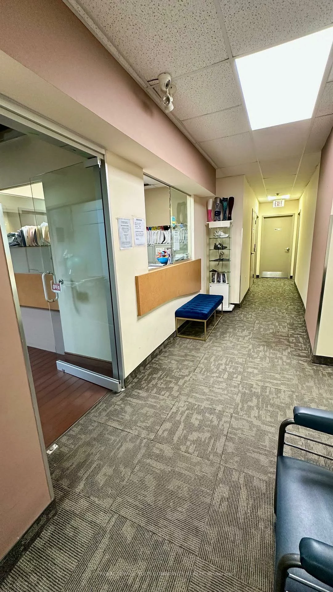 80, Finch, Newtonbrook West, Toronto