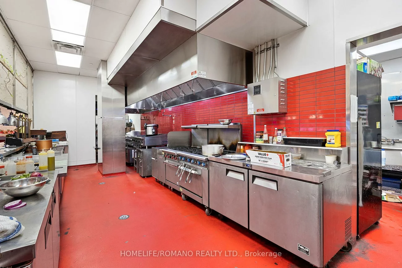 462, Adelaide, Moss Park, Toronto