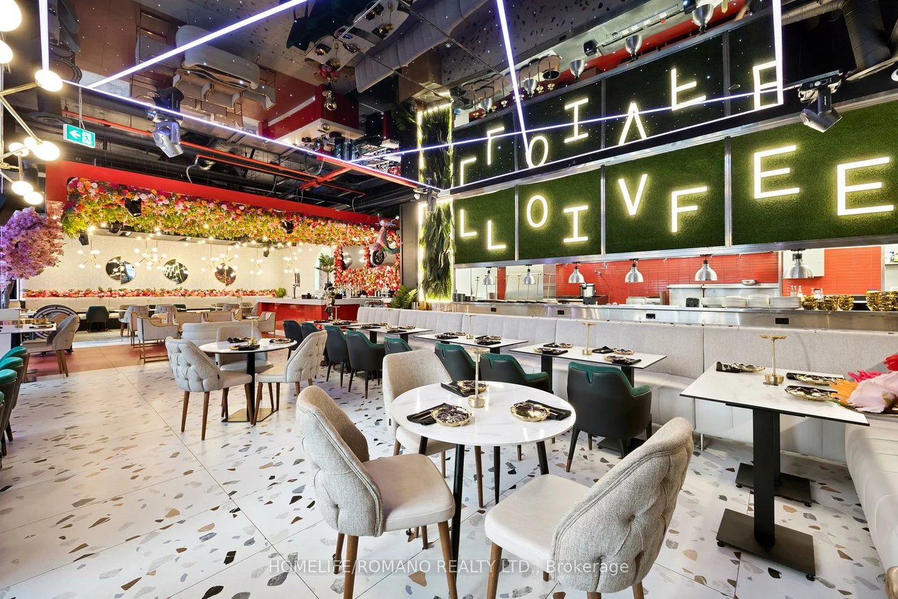 462, Adelaide, Moss Park, Toronto