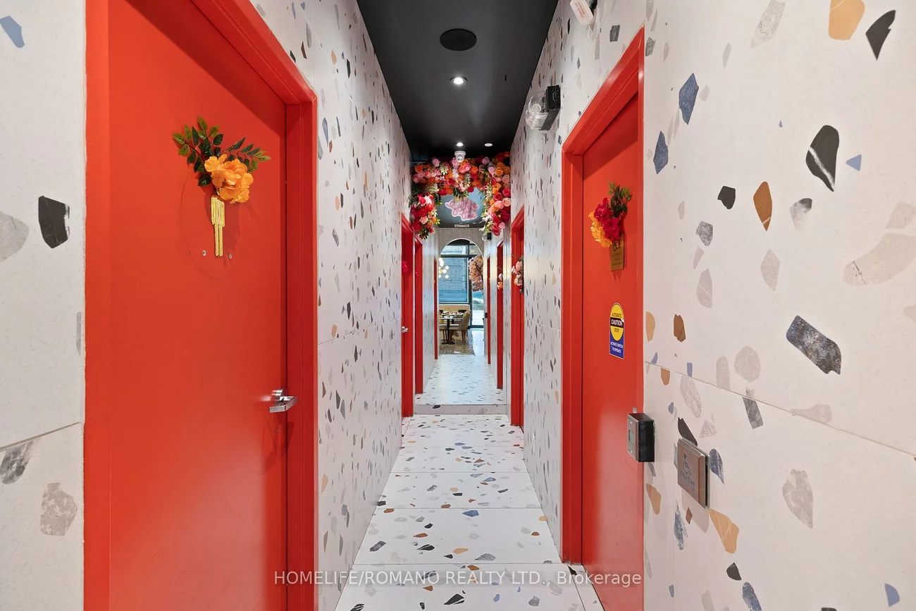 462, Adelaide, Moss Park, Toronto