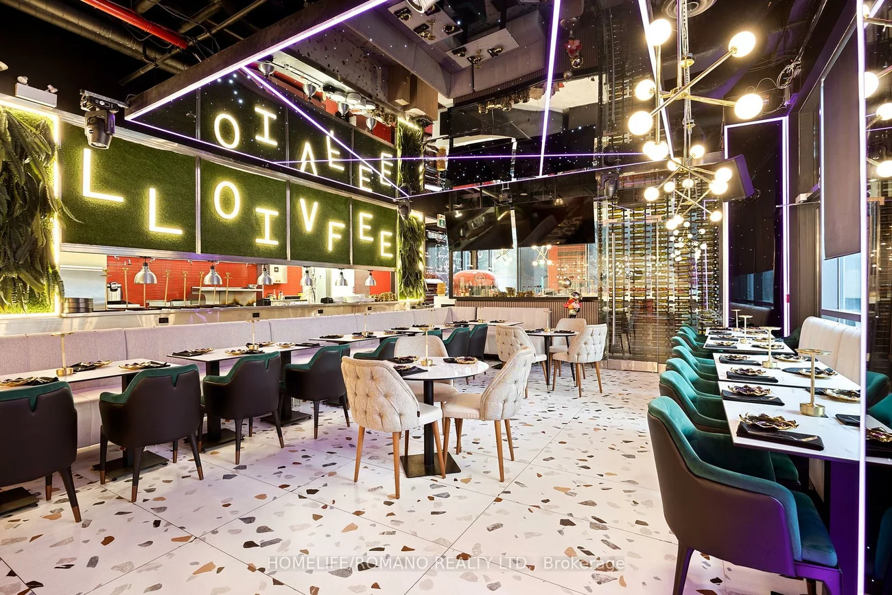 462, Adelaide, Moss Park, Toronto