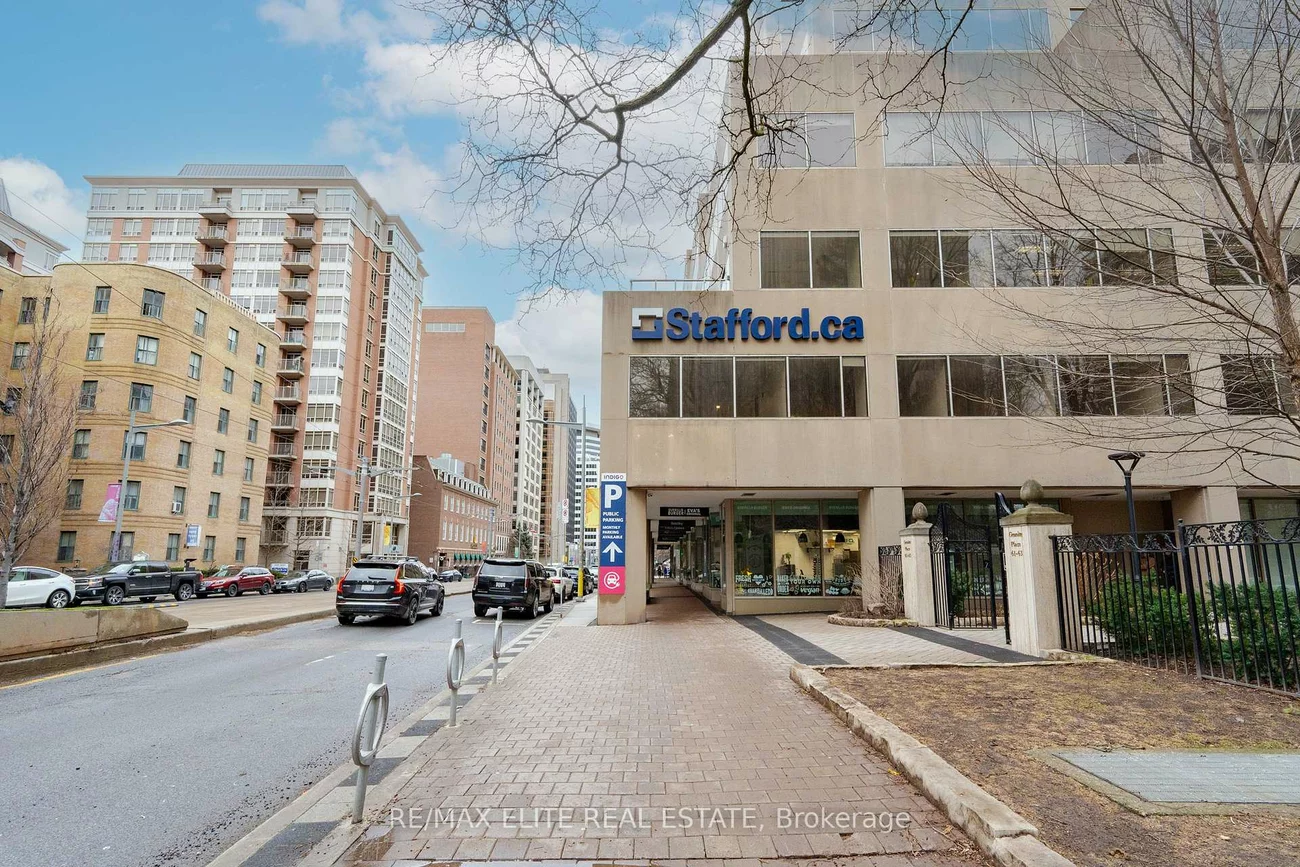 55, St Clair, Yonge-St. Clair, Toronto