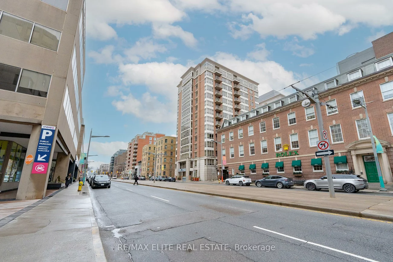 55, St Clair, Yonge-St. Clair, Toronto