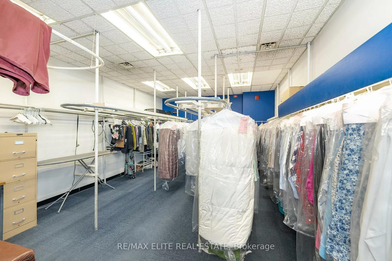 55, St Clair, Yonge-St. Clair, Toronto