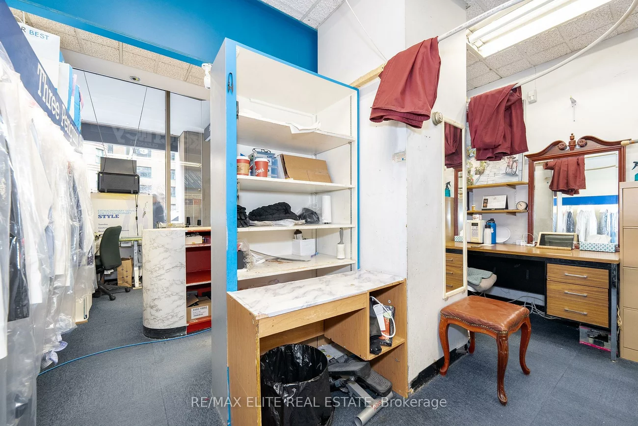 55, St Clair, Yonge-St. Clair, Toronto