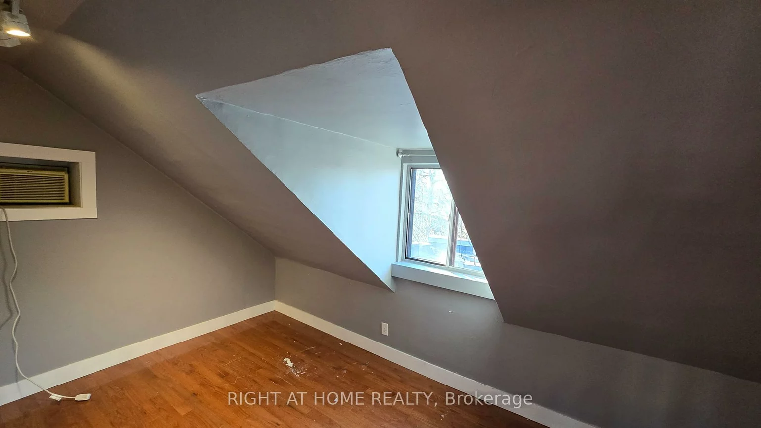 284, Avenue, Casa Loma, Toronto