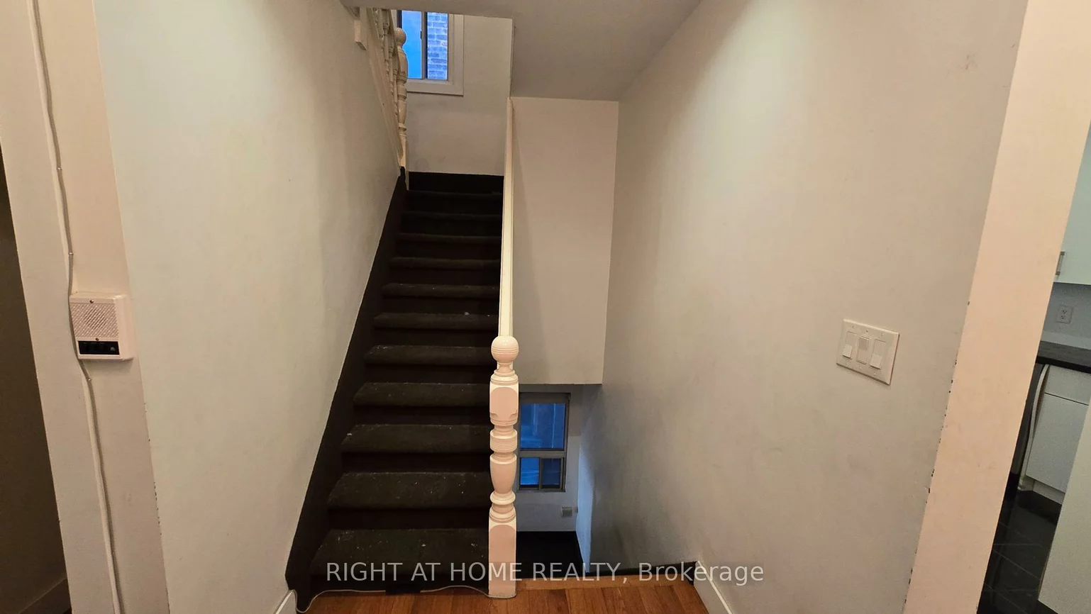284, Avenue, Casa Loma, Toronto