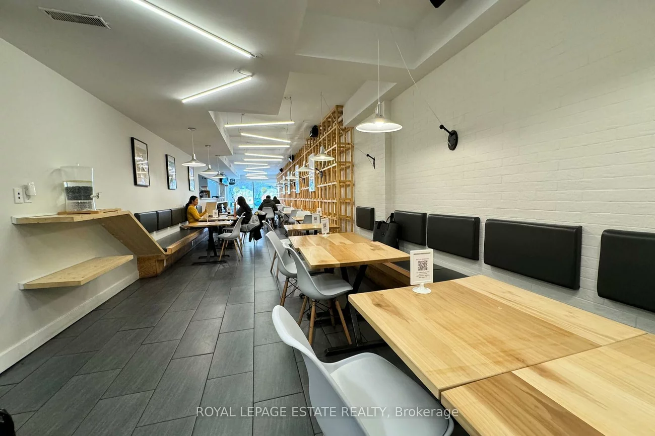 4895, Yonge, Willowdale East, Toronto