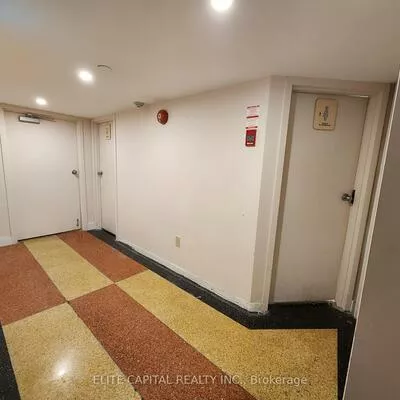 356, College, University, Toronto