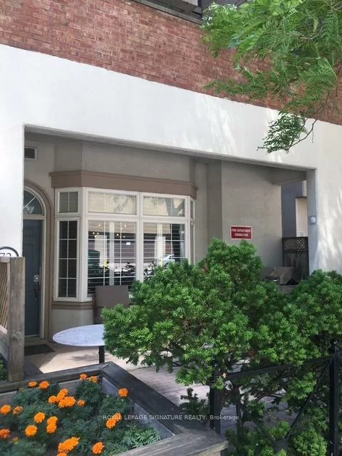 72, St. Patrick, Kensington-Chinatown, Toronto