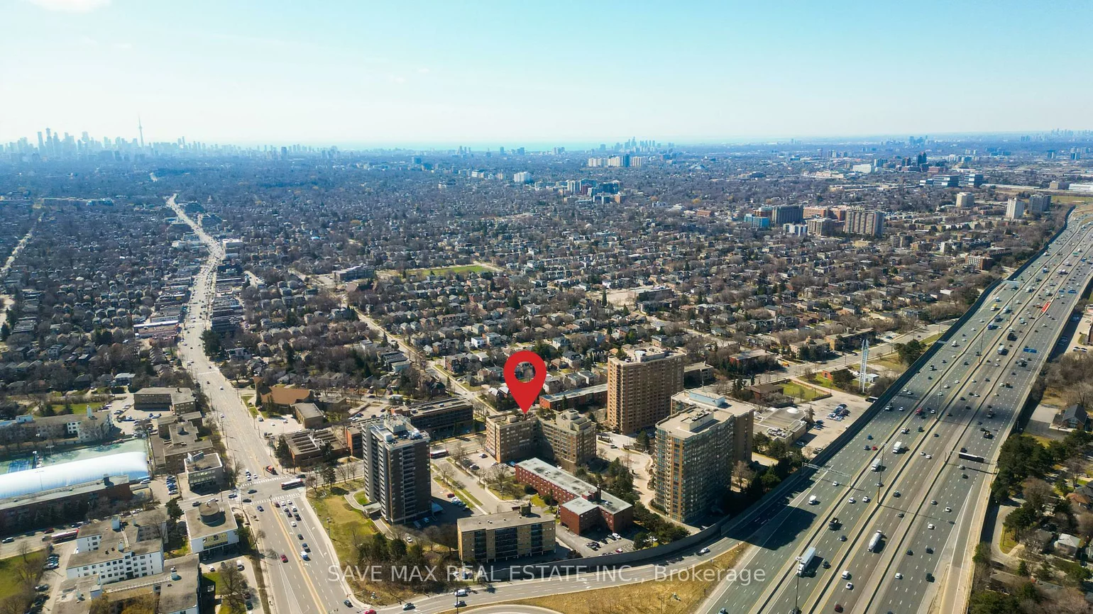 190, Wilson, Bedford Park-Nortown, Toronto