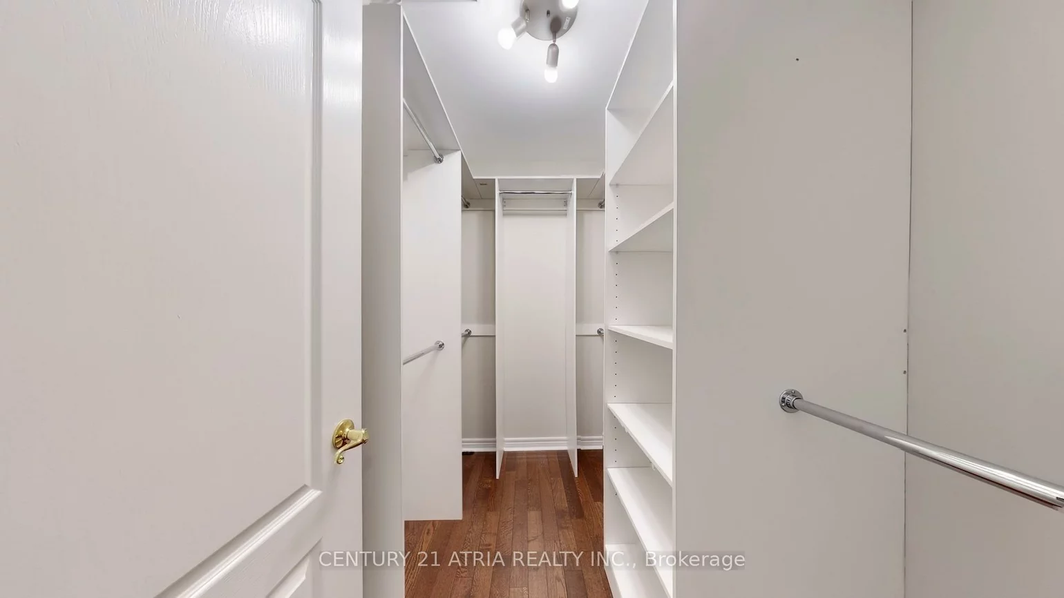 5619, Yonge, Newtonbrook East, Toronto