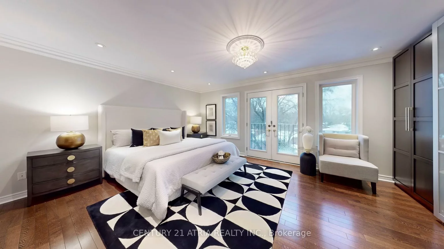 5619, Yonge, Newtonbrook East, Toronto