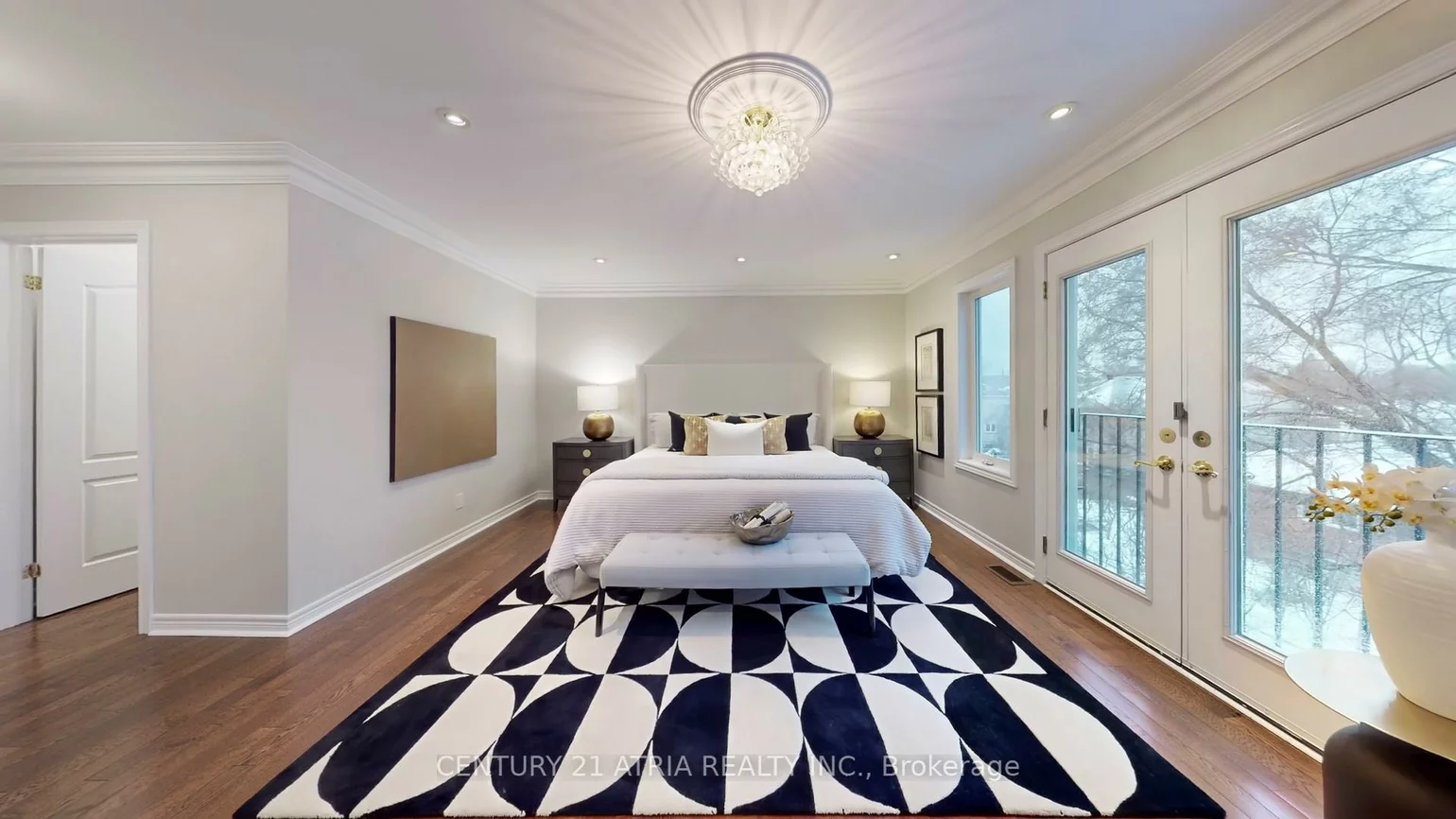 5619, Yonge, Newtonbrook East, Toronto
