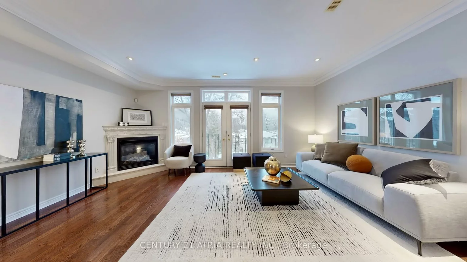5619, Yonge, Newtonbrook East, Toronto