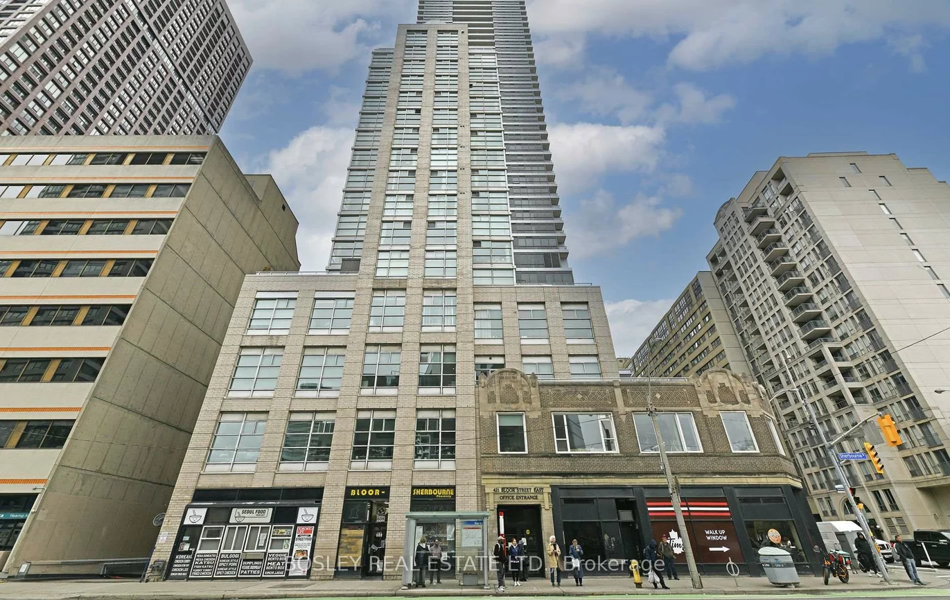 421, Bloor, North St. James Town, Toronto