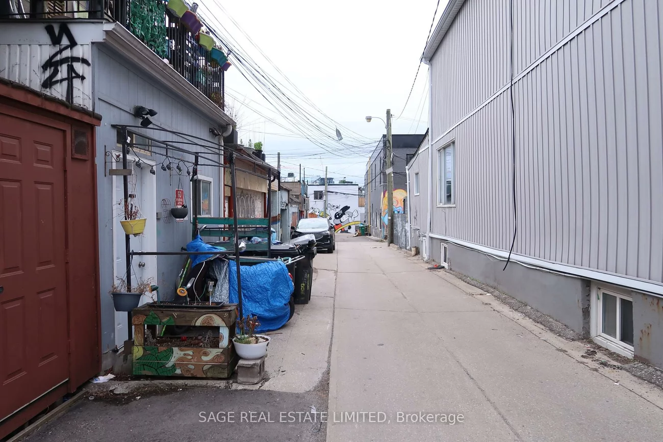 200, Ossington, Trinity-Bellwoods, Toronto