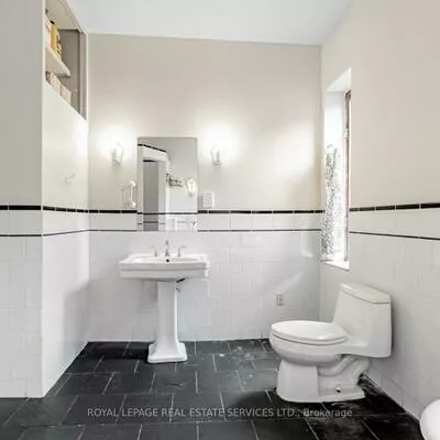 62, Lakeview, Trinity-Bellwoods, Toronto