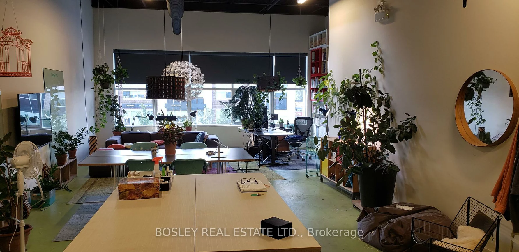 209, Wicksteed, Leaside, Toronto