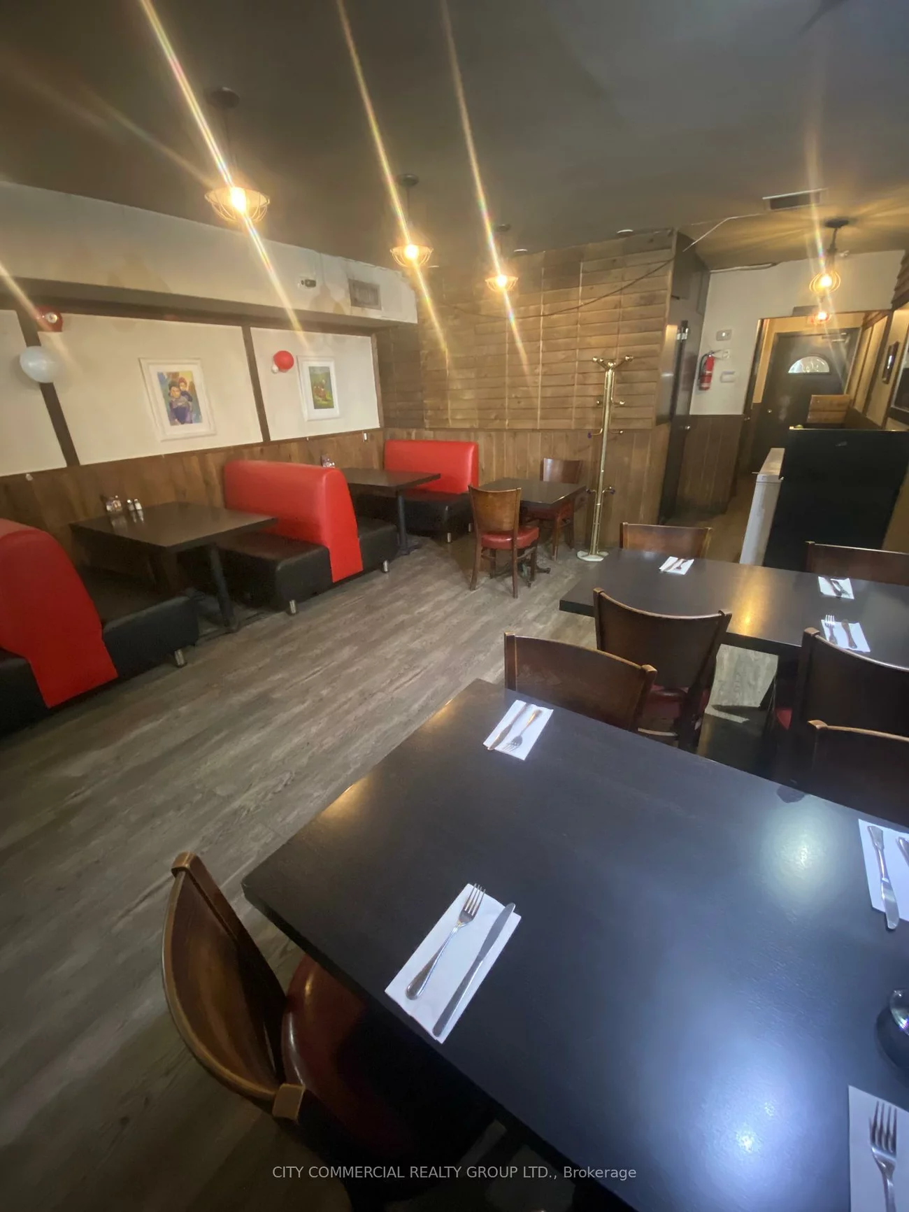 12, Cumberland, Annex, Toronto