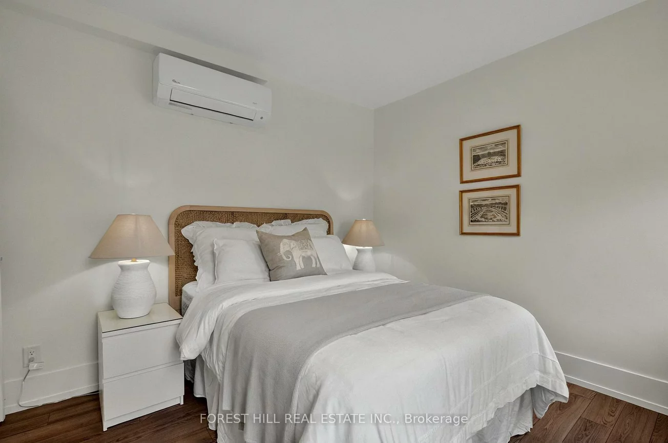 134, Tyrrel, Wychwood, Toronto