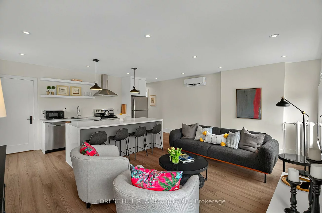 134, Tyrrel, Wychwood, Toronto