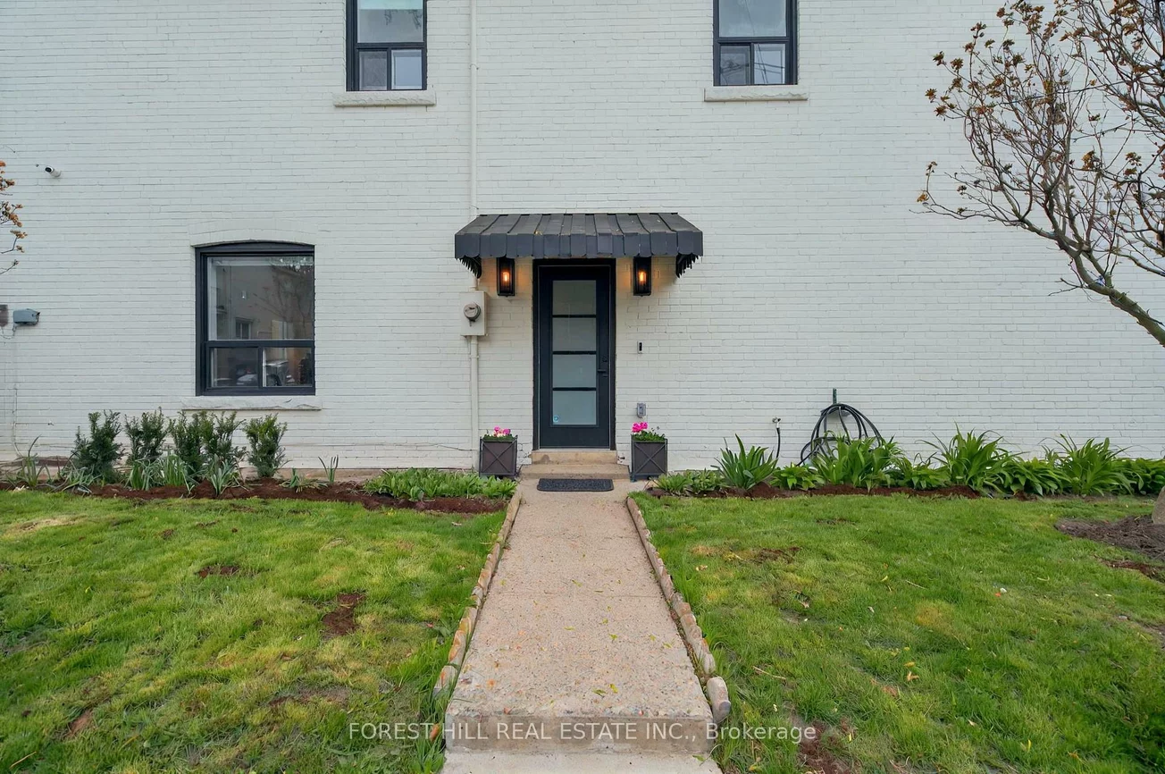 134, Tyrrel, Wychwood, Toronto