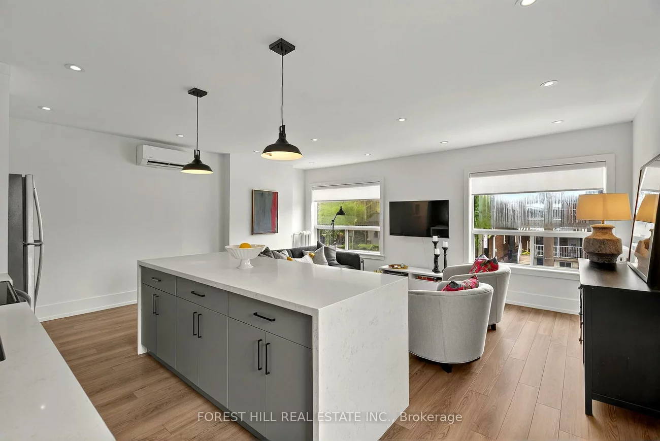 134, Tyrrel, Wychwood, Toronto
